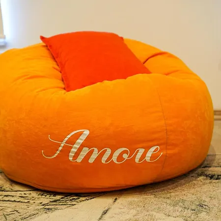 - Located, Calm & Super Tidy *